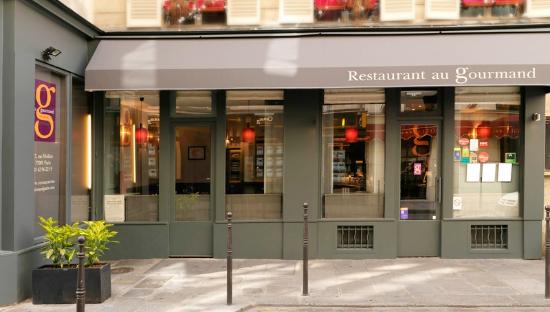 Restaurante em Paris (Au Gourmand)